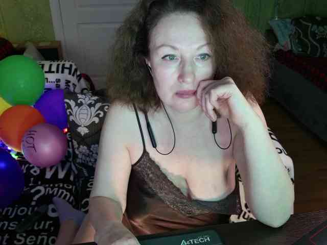 MeganIris webcam