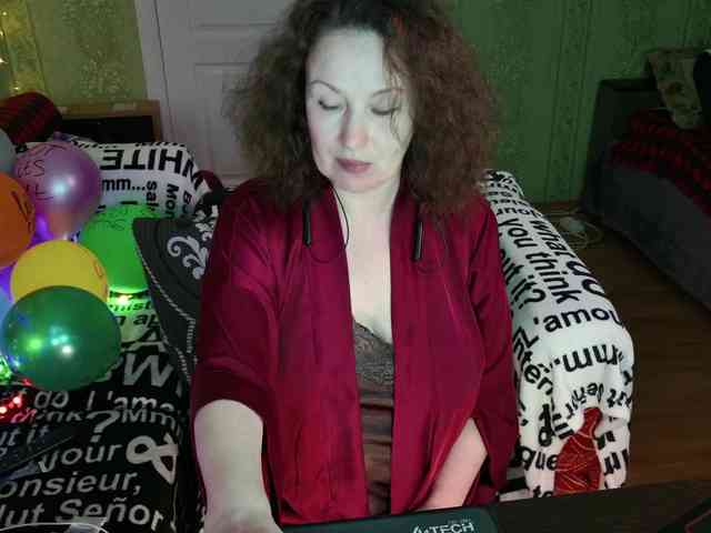 MeganIris webcam