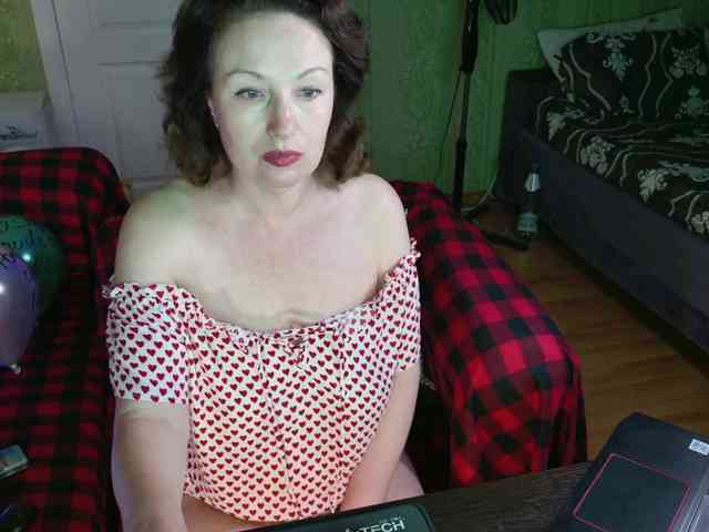 MeganIris webcam