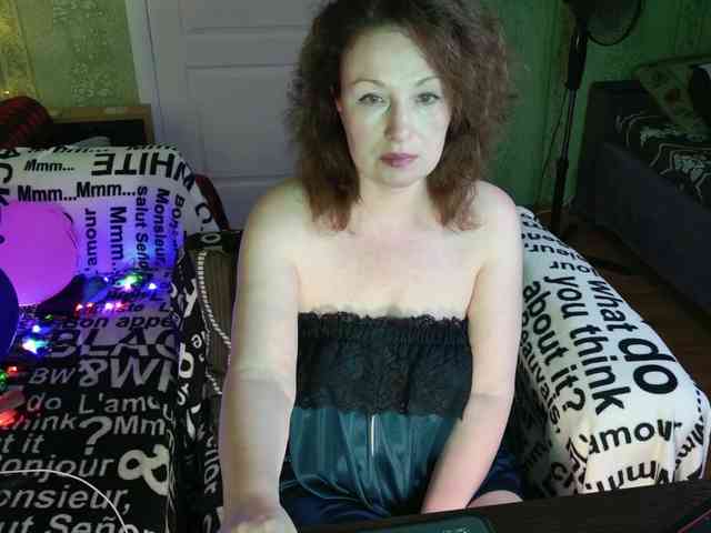 MeganIris webcam