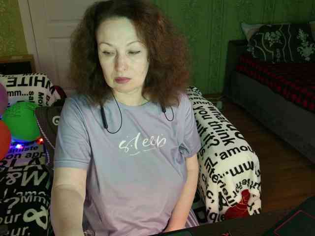 MeganIris webcam
