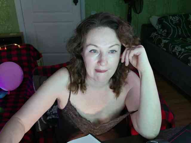 MeganIris webcam