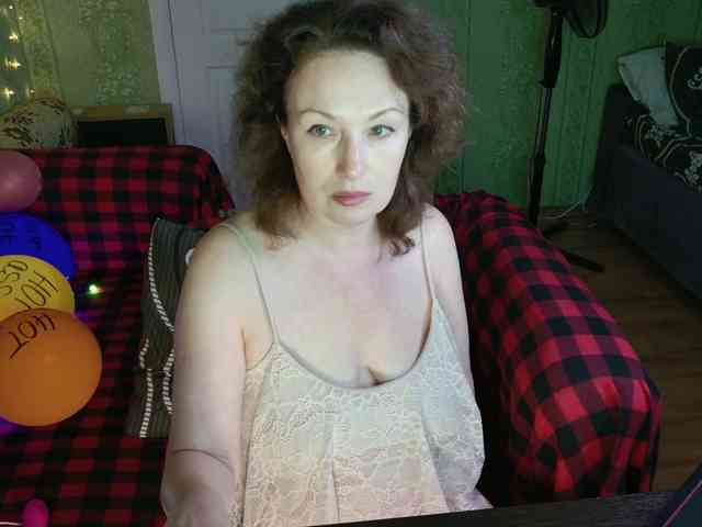 MeganIris webcam