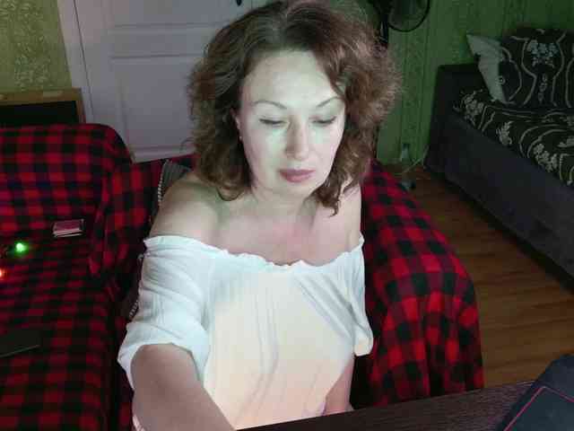 MeganIris webcam