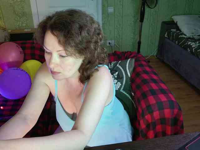 MeganIris webcam