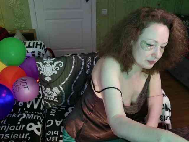 MeganIris webcam