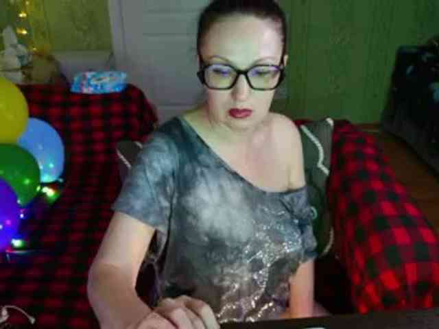 MeganIris webcam