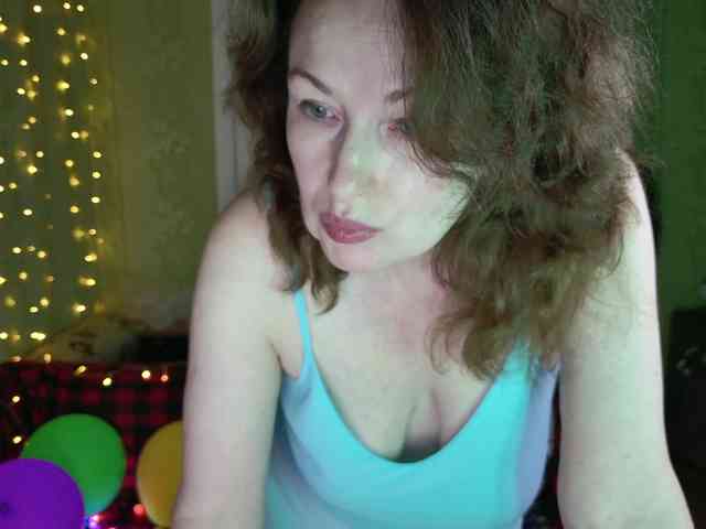 MeganIris webcam