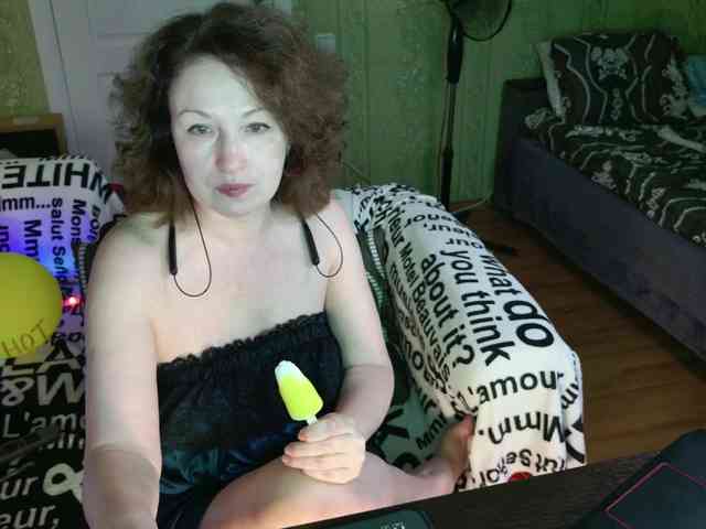 MeganIris webcam