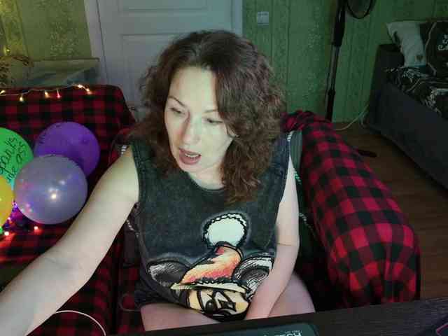 MeganIris webcam