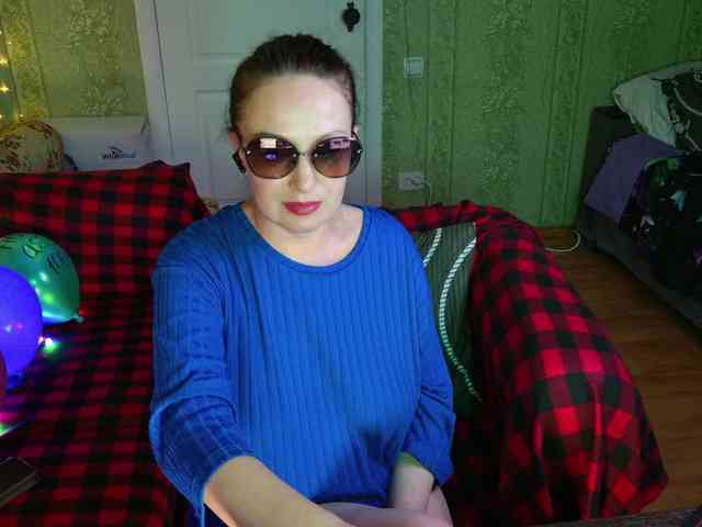 MeganIris webcam