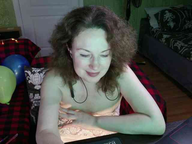 MeganIris webcam