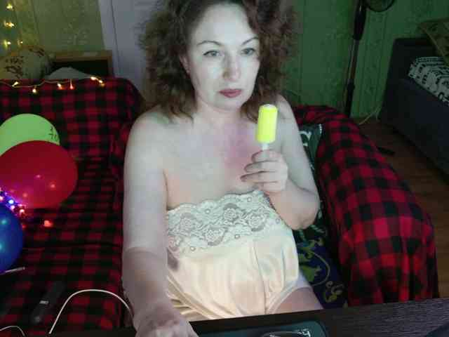 MeganIris webcam