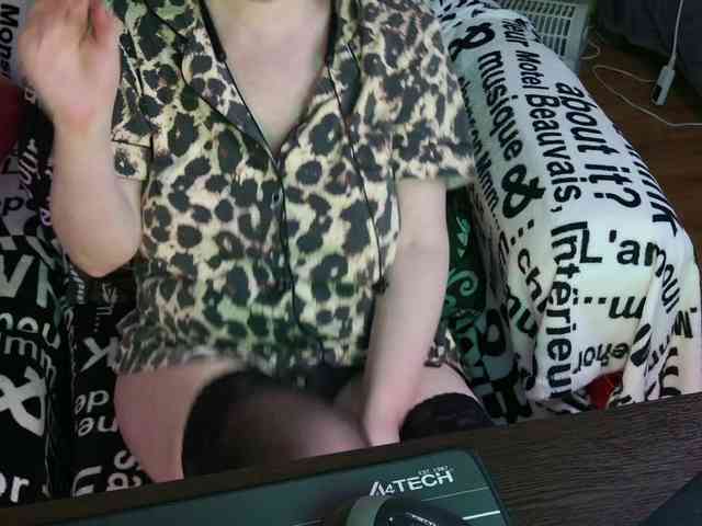 MeganIris webcam