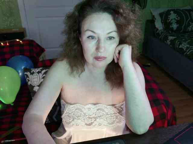 MeganIris webcam