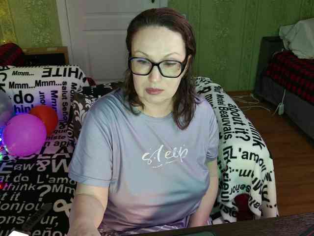 MeganIris webcam