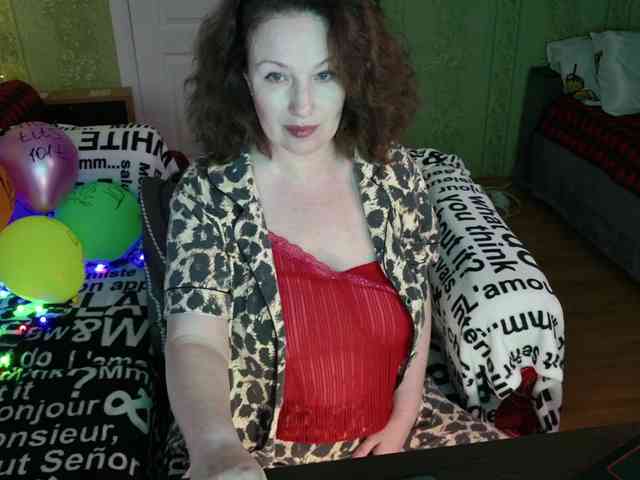 MeganIris webcam