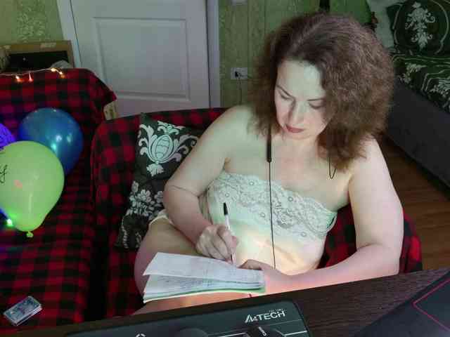MeganIris webcam