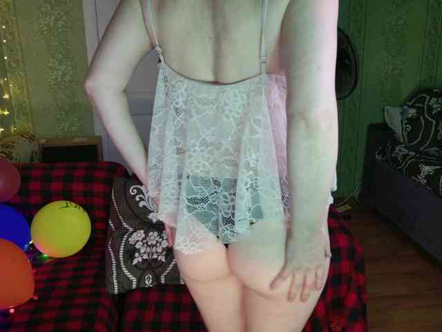 MeganIris webcam
