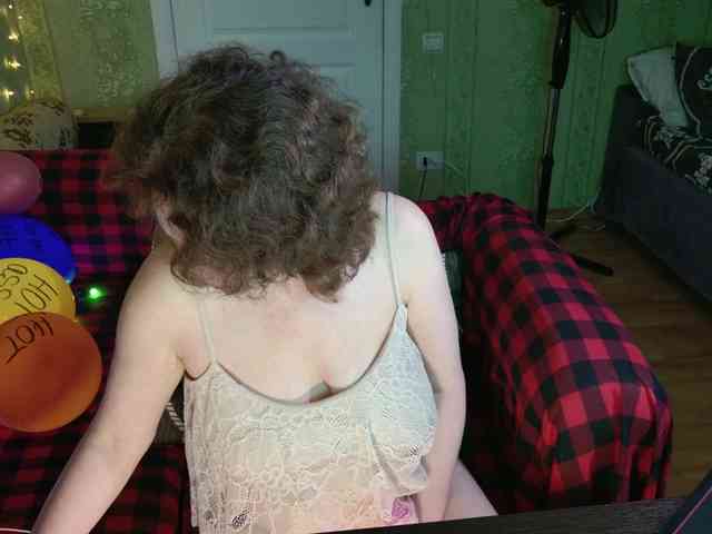 MeganIris webcam