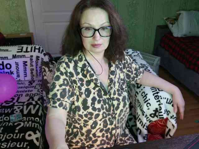 MeganIris webcam