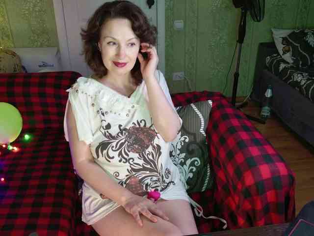 MeganIris webcam