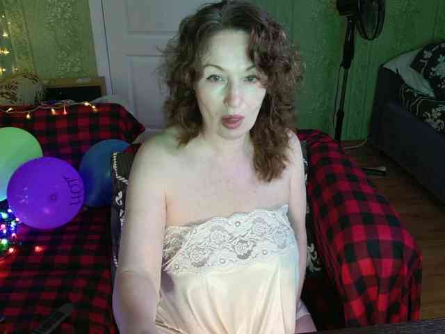 MeganIris webcam