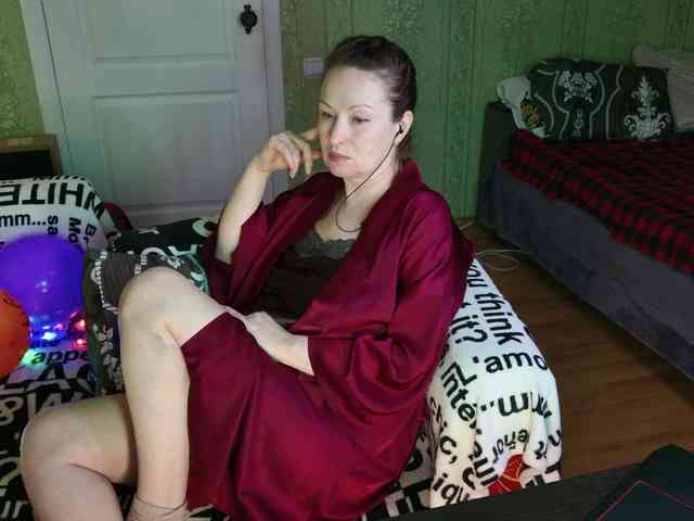 MeganIris webcam