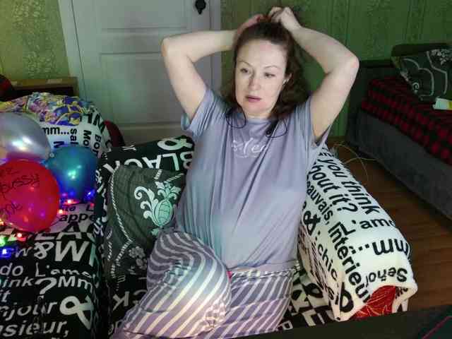 MeganIris webcam