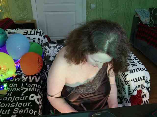MeganIris webcam