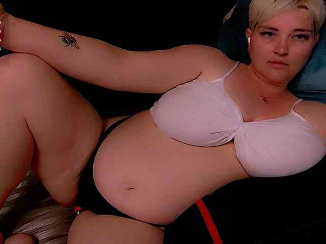 Just-Evgenia webcam