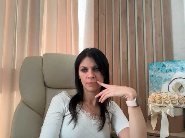InjaAtHome live webcam show