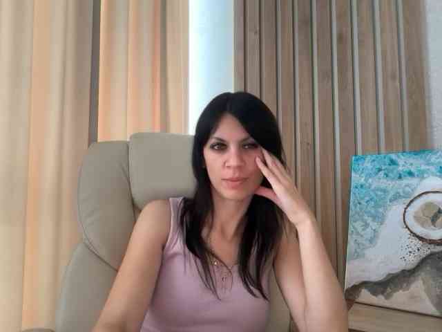 InjaAtHome Sex Cam Show