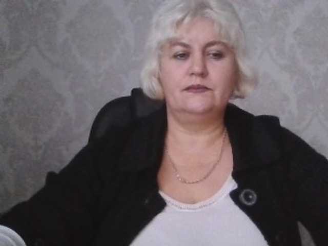 AngelaFamez live cam on BongaCams