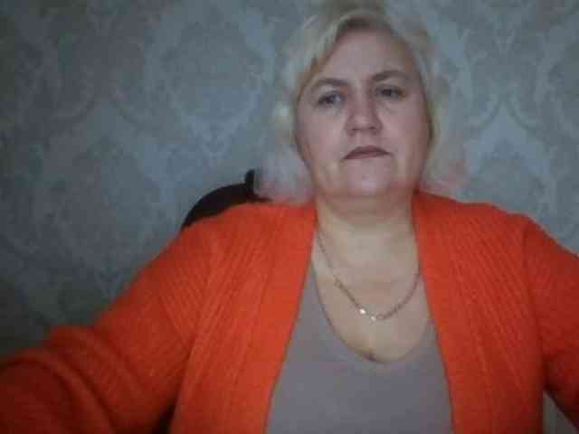 AngelaFamez bongacams