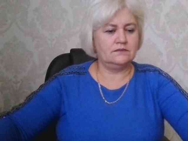 Вебкам-шоу AngelaFamez