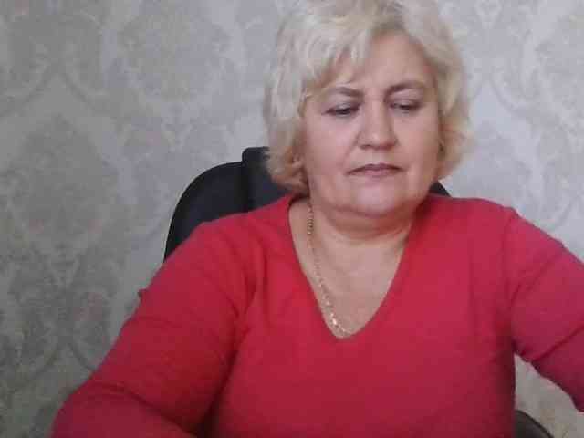 AngelaFamez webcam