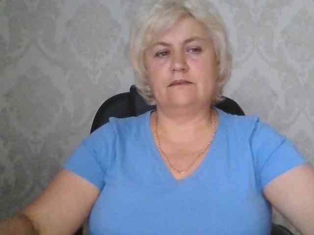 AngelaFamez webcam
