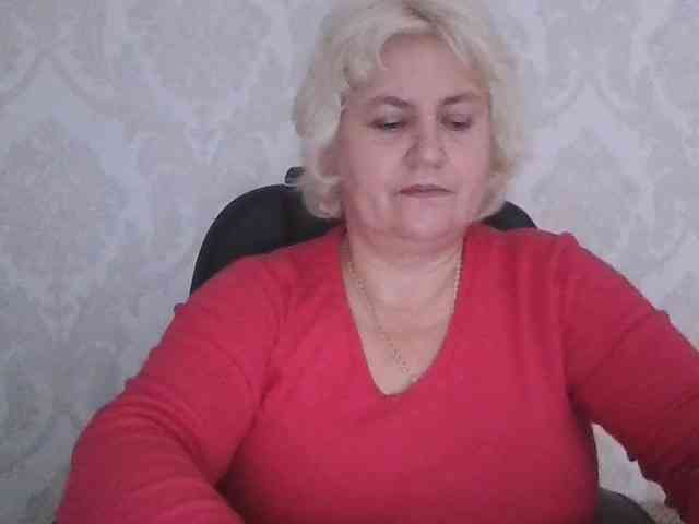 AngelaFamez webcam