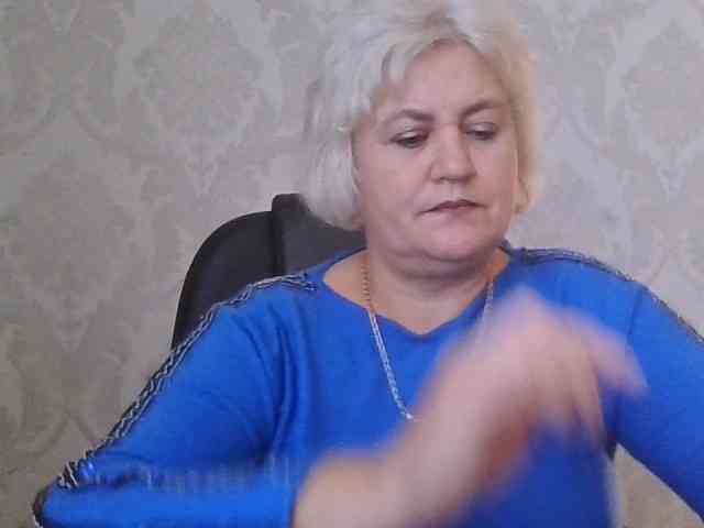 AngelaFamez webcam