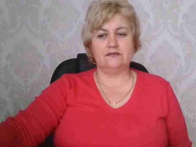 AngelaFamez webcam