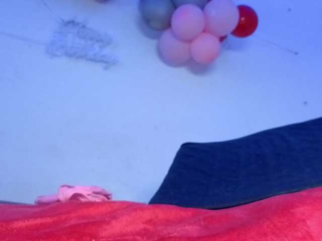 Kloe-Lopez live cam on BongaCams