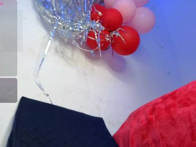 Kloe-Lopez live cam on BongaCams