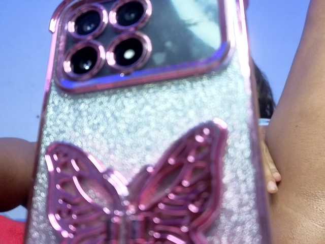 Kloe-Lopez live cam on BongaCams