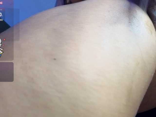 Kloe-Lopez live cam on BongaCams