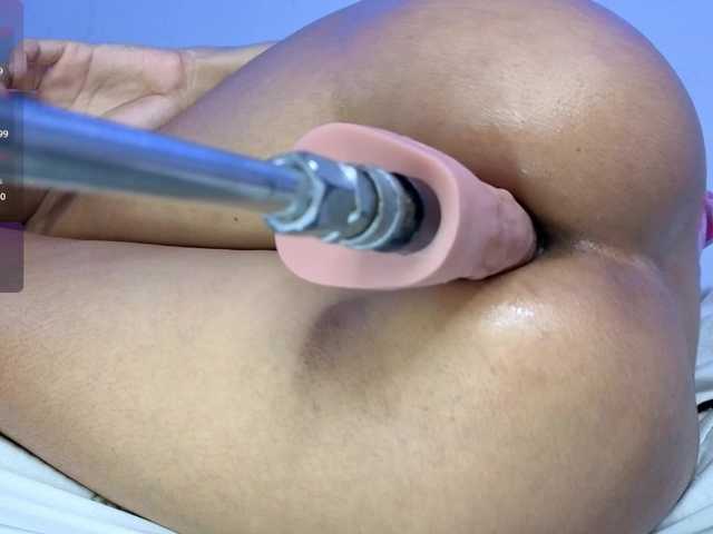 Kloe-Lopez's BongaCams show and profile