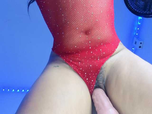Kloe-Lopez live cam on BongaCams
