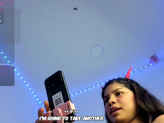 Kloe-Lopez live cam on BongaCams
