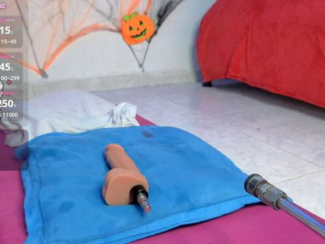 Kloe-Lopez live cam on BongaCams