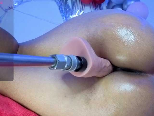 Kloe-Lopez live cam on BongaCams